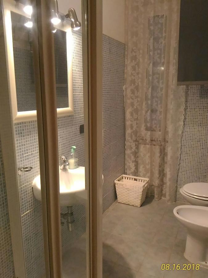 Santini House Hotel โรม ภายนอก รูปภาพ